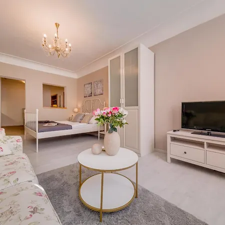 King'S Road Residence-3